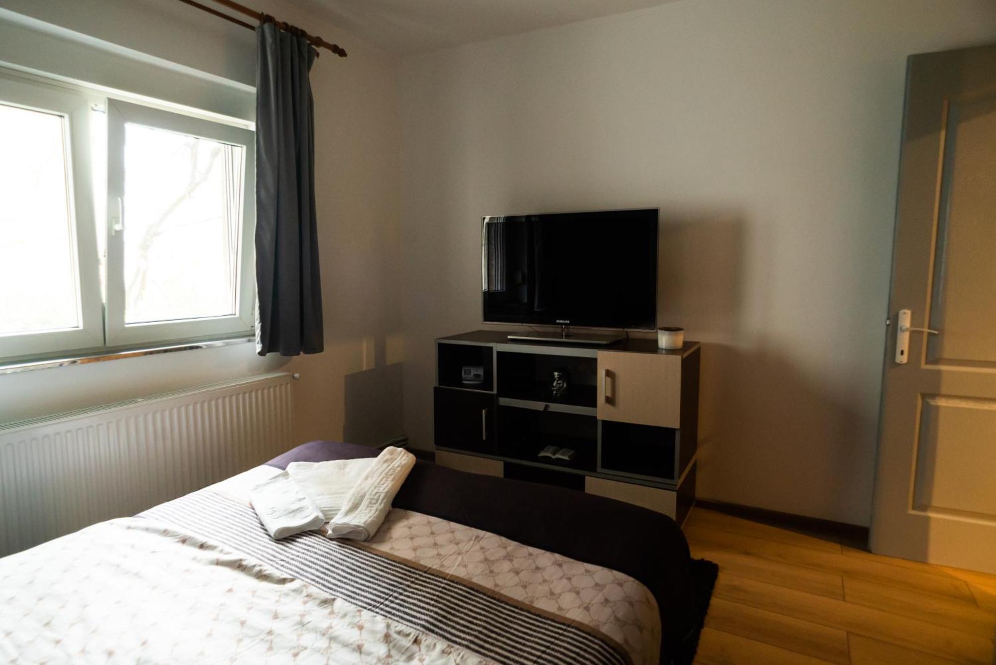 Apartament Dacul Hunedoara Eksteriør bilde