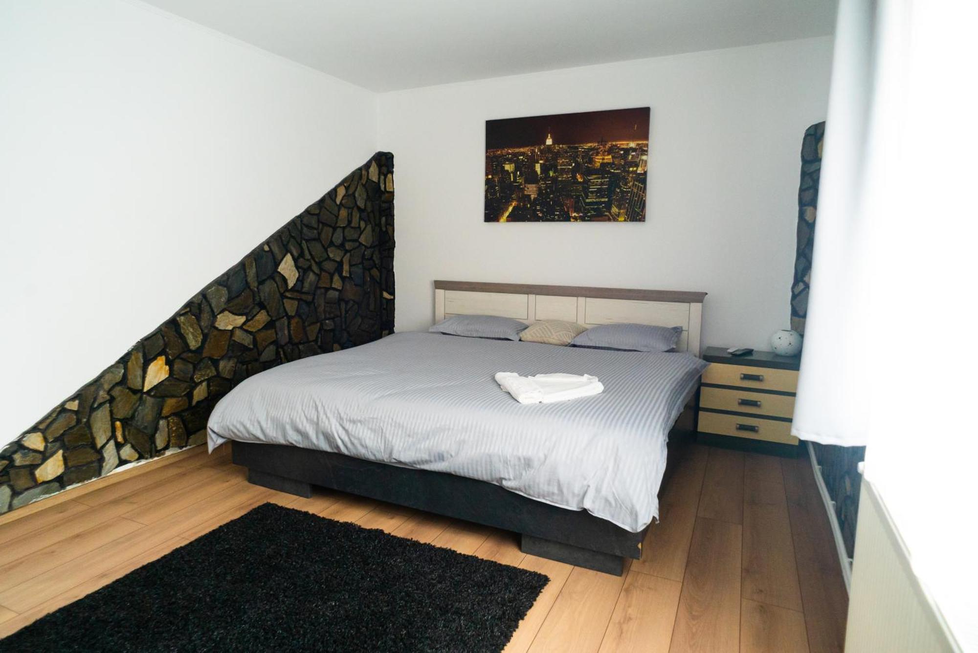 Apartament Dacul Hunedoara Eksteriør bilde